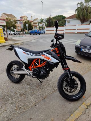 KTM 690 SMC R