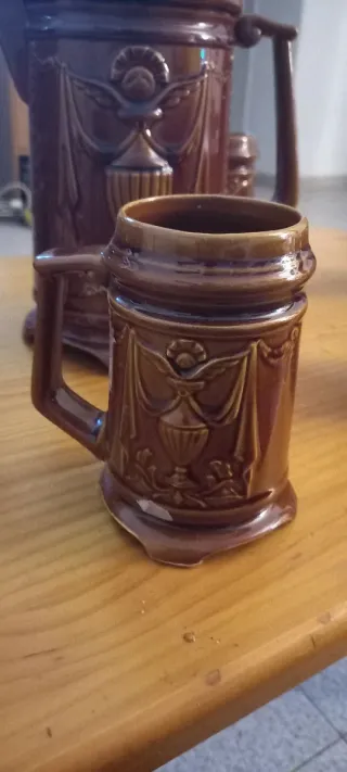 Juego 7 jarras cerámica vintage relieve conjunto