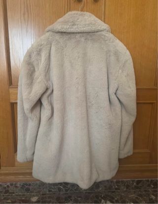 Abrigo de pelo beige
