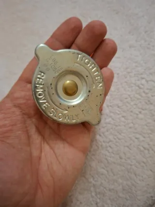 Tampão Radiador QH Ford Escort Cortina Capri