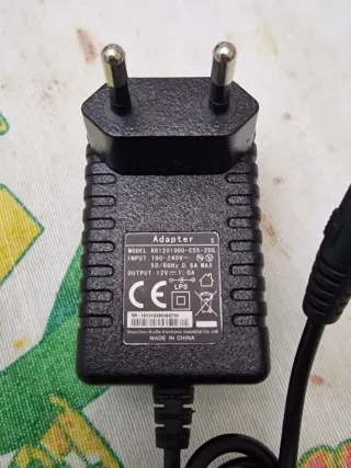 Adaptador Cargador 12V 1A
