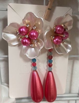 Pendientes flor artesanal lágrima rosa