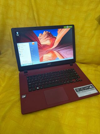 Portátil Acer Rojo