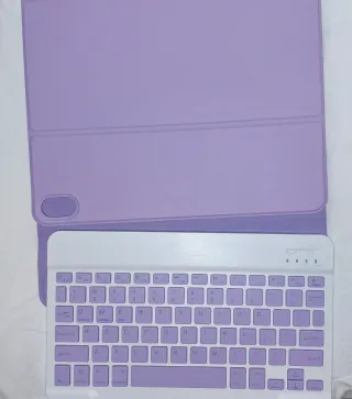 Custodia con tastiera per iPad