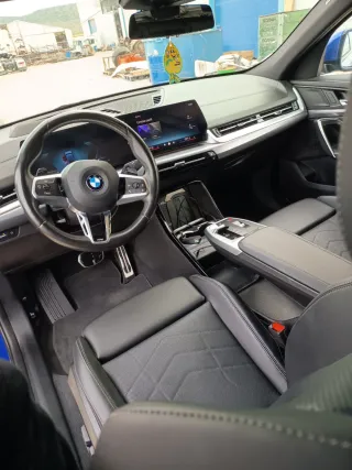 SERVICIO DE LIMPIEZA DE TODO TIPO DE VEHÍCULOS.