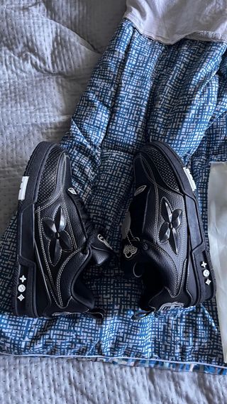 Louis Vuitton nere taglia 42 NUOVE