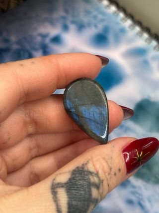 Cabujón de Labradorita Tallado