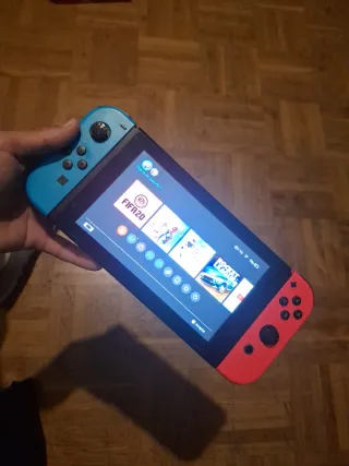 Nintendo Switch Blu e Rosso