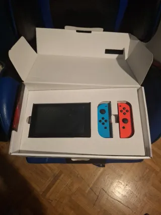 Nintendo Switch Blu e Rosso