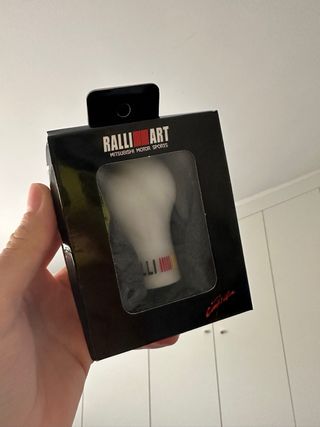 Pomo universal de coche