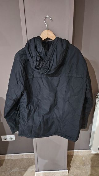 Chaqueta Canguro Pull and Bear Negra Talla L