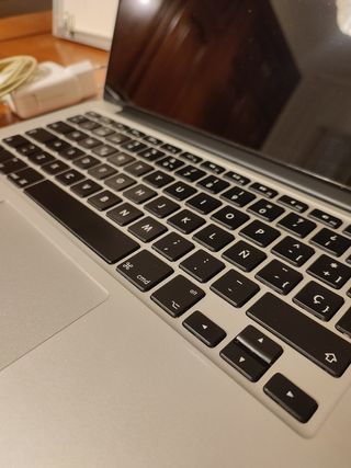 MacBook Pro 13” mid 2014 i5 2.6GHz 8GB 256GB