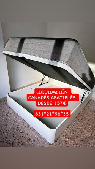 Liquidazione! Divani letto e materassi in schiuma con gel e carbone attivo da 26 cm di spessore!