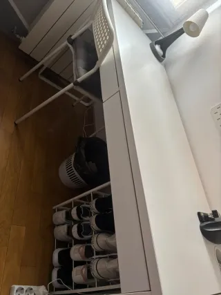 Mesa escritorio metal y madera