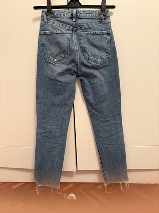 Vaqueros Zara Straight Fit Rotos