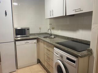 Alquilo piso en La Carihuela  Solo vacacional