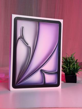 iPad Air M3 2025, mai aperto, sigillato