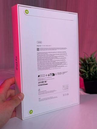 iPad Air M3 2025, mai aperto, sigillato