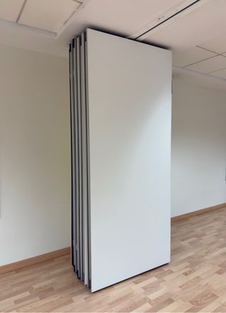 TABIQUE MOVIL ACUSTICO. 650 largo x 250 de alto