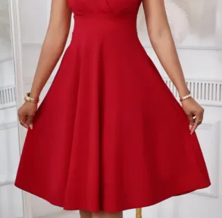 Vestido rojo con cuello Peter Pan