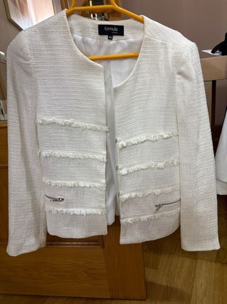 Chaqueta Fórmula Joven Blanca Talla 42