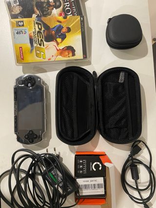 Lote PSP Negra + Juegos y complementos