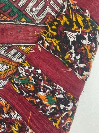 Alfombra antigua tejida a mano