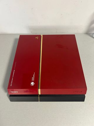 PS4 Edición Limitada Metal Gear Solid V Roja