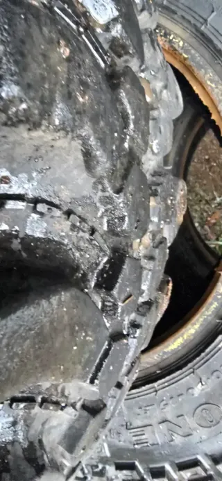 Neumáticos 31x10.50 R15