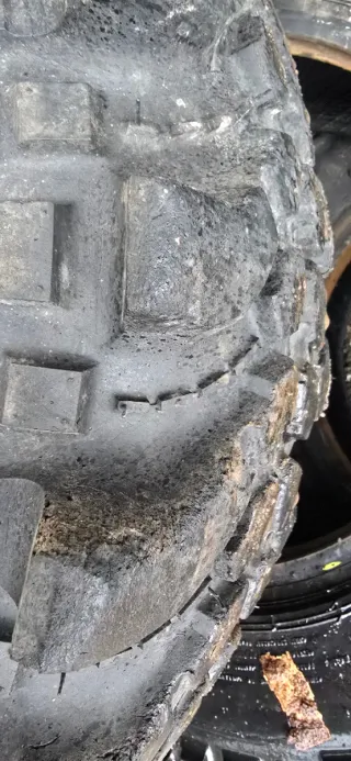 Neumáticos 31x10.50 R15