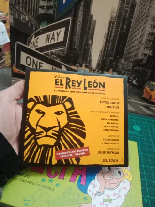 Lote Libro + Cd's juveniles