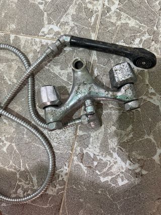 Grifo Ducha Antiguo