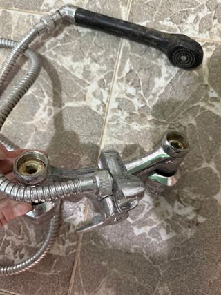 Grifo Ducha Antiguo