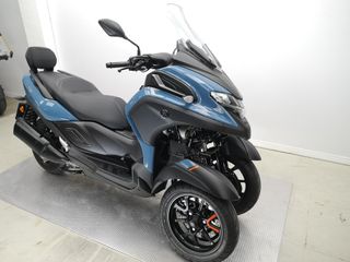 YAMAHA TRICITY 300 2024 1273 kms.
