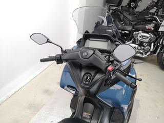 YAMAHA TRICITY 300 2024 1273 kms.
