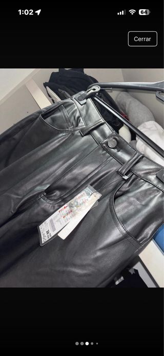 Pantalón ancho efecto piel negro