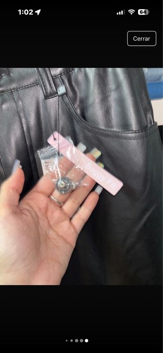 Pantalón ancho efecto piel negro