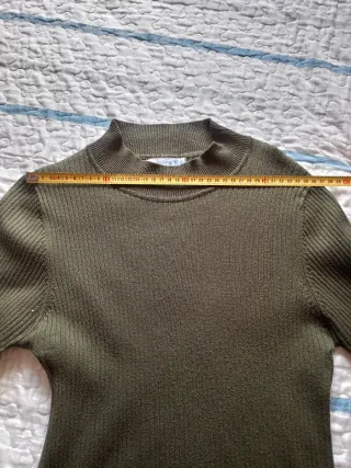 Jersey Primark verde militar talla S