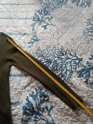 Jersey Primark verde militar talla S