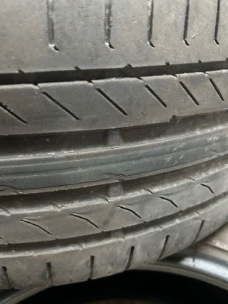 4 Neumáticos Continental 225/45/18