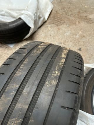 4 Neumáticos Continental 225/45/18