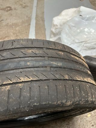 4 Neumáticos Continental 225/45/18