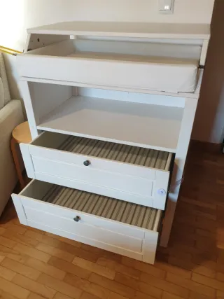 Cambiadores IKEA SUNDVIK + VÄDRA