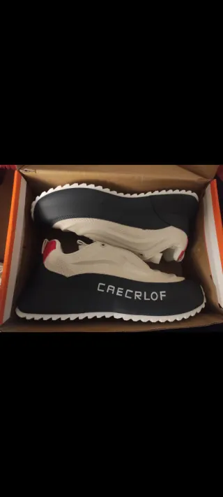 Nuove scarpe sportive CAECRLOF