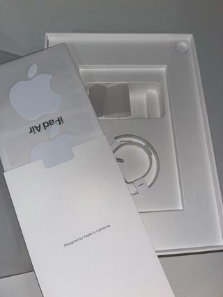 Scatola iPad Air 5ª Gen WiFi 64GB