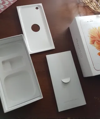 Caja iPhone 6S Apple