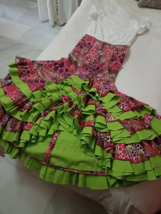 Falda flamenca y corpiño niña