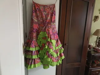 Falda flamenca y corpiño niña