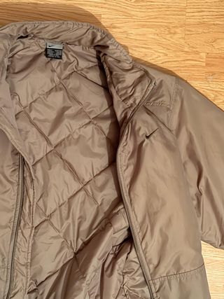 Chaqueta Nike Storm-Fit Beige Talla