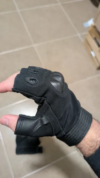 Material Airsoft guantes gorra